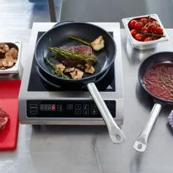 Metro-professional METRO Professional Pfanne, Aluguss, Ø 28 Cm, Höhe: 8.40 Cm, Antihaftbeschichtung, Induktion, Ofenfest -Bartscher Verkäufe 85ddd05b 6536 430e a4c0 62e26cf8d5c3 scaled