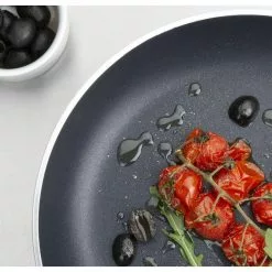 Vogue Bratpfanne Mit Antihaftbeschichtung 24cm 15 Vogue Bratpfanne Mit Antihaftbeschichtung 24cm -Bartscher Verkäufe fd85d55c 6e06 4e1d a4db 1220b4b31893